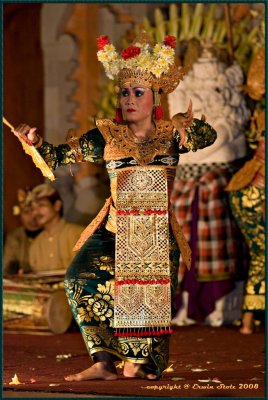 Legong Dance