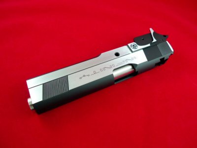 SV Infinity Firearms, Block Cut 5 with Front Serrations, 2-Tone