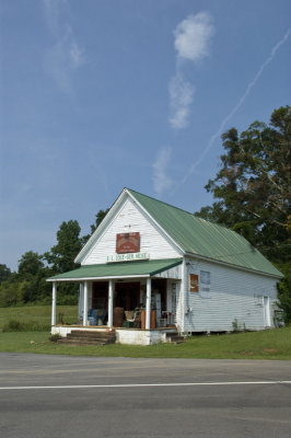 Old store in Barfield al