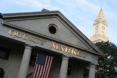 Quincy Market 2.jpg