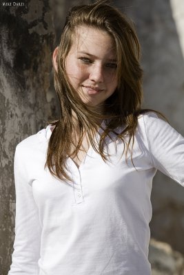 Anna_128.jpg
