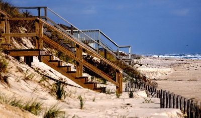 This Way to the Beachby Frank Lopriore