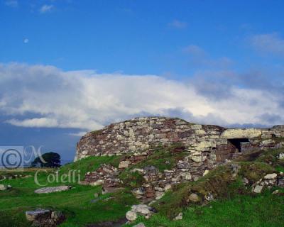 Brora ruin Cairn Laith1398 .jpg