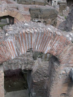 ColosseumArch.JPG