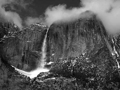 Upper Yosemite Falls BW.jpg