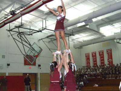 2007_1101FootballCheering0018.JPG