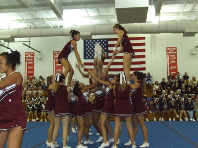 2007_1101FootballCheering0019.JPG