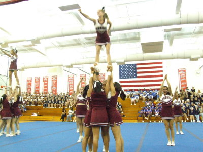 2007_1101FootballCheering0021.JPG
