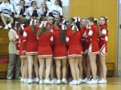 2007_1101FootballCheering0050.JPG