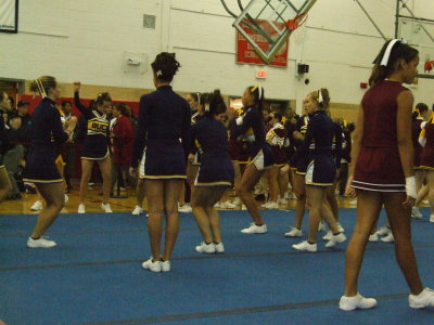 2007_1101FootballCheering0058.JPG