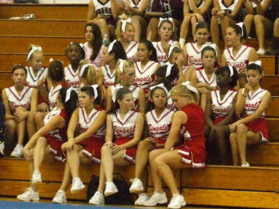 2007_1101FootballCheering0060.JPG