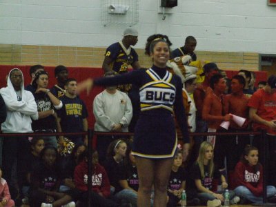 2007_1101FootballCheering0072.JPG
