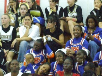 2007_1101FootballCheering0088.JPG