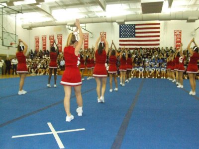 2007_1101FootballCheering0091.JPG