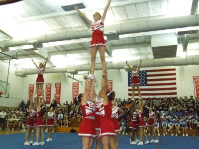 2007_1101FootballCheering0095.JPG