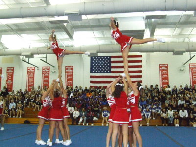 2007_1101FootballCheering0096.JPG