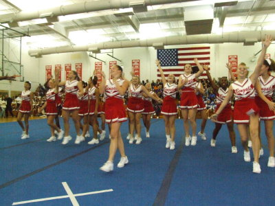 2007_1101FootballCheering0098.JPG
