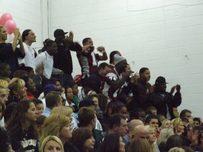 2007_1101FootballCheering0099.JPG