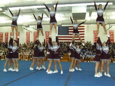 2007_1101FootballCheering0127.JPG