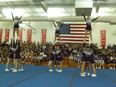 2007_1101FootballCheering0129.JPG