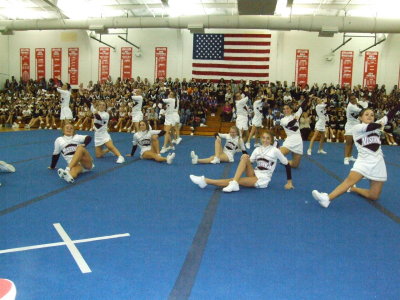 2007_1101FootballCheering0137.JPG
