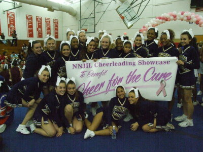 2007_1101FootballCheering0152.JPG