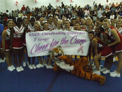 2007_1101FootballCheering0154.JPG