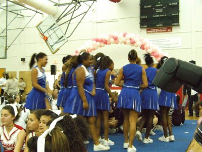 2007_1101FootballCheering0157.JPG
