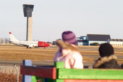 2010-03-03 Aircraft watching