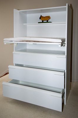 Bellini White Corso 3 Drawer Adjustable Shelf Changing Table