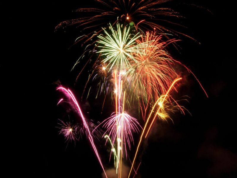 43Butchart Gardens-Fireworks-DSCN1243 (2).jpg