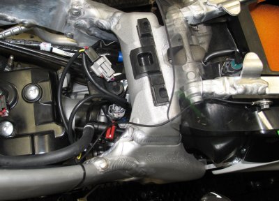 Example of Tuner EFI Connections at Throttle Body (Gray connectors) and Ground Wire