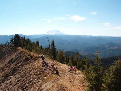 Mt Clifty with  Mt Ranier in distance
