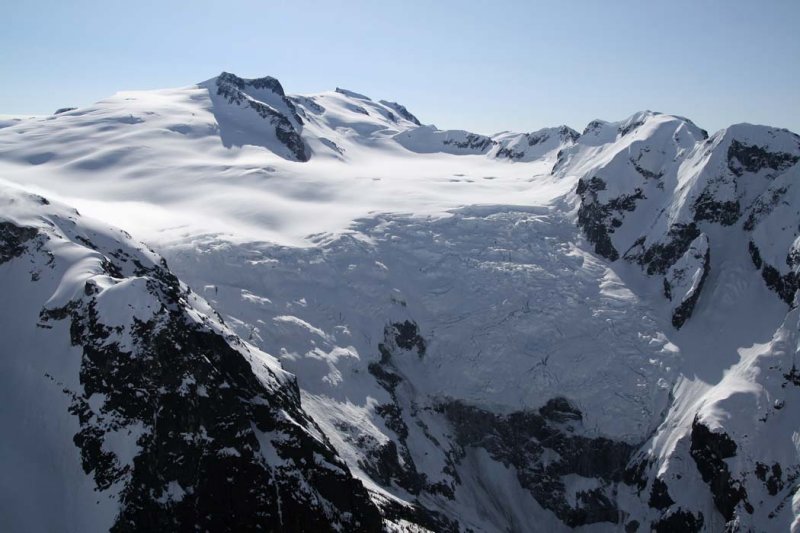 Whitemantle Range:  Brew Glacier, W Lobe <br> (WMantle1-050908-_0064.jpg)