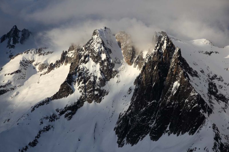 Phantom (Center) & Spectre Peaks <br> (NPickets021609-_07adj2.jpg)