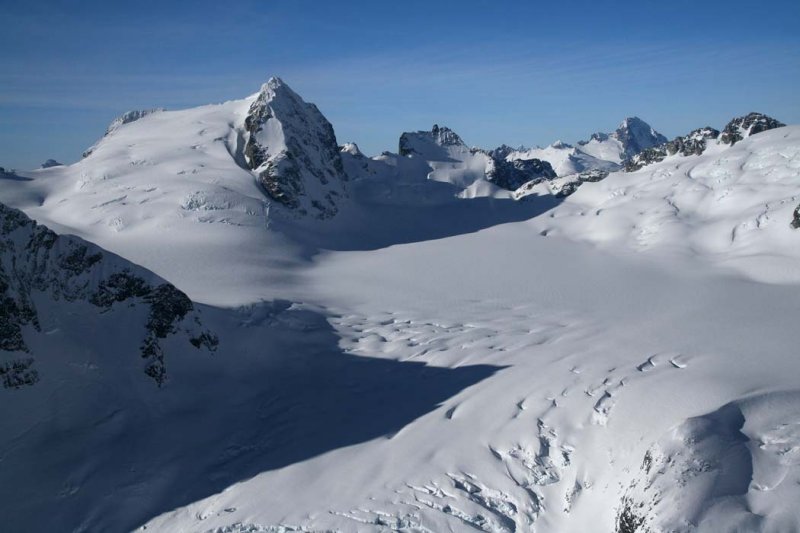 Ogre Mt, Taleomey Tower, & Snowside, View NNW <br> (MonarchIF021808-_368.jpg)