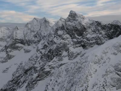 Elijah Ridge, View SE (ElijahRidge120605-12adj.jpg)