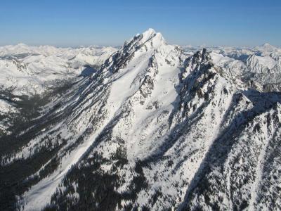 Mt Stuart & Sherpa Pk, View NW (StuartEnchantments020906-004adj.jpg)