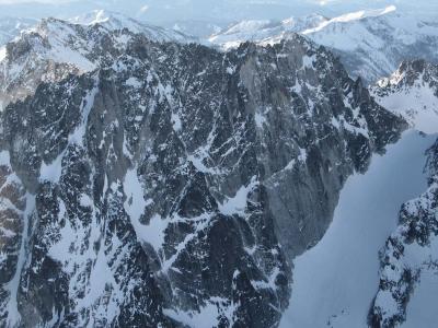 Dragontail, NW Face (StuartEnchantments020906-108adj.jpg)