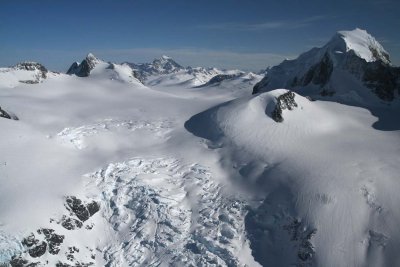 Cerberus (R) & Monarch Icefield, View E To Monarch  (MonarchIF021808-_396.jpg)