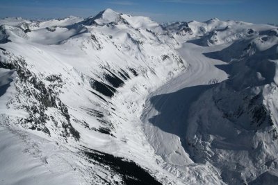 Silverthrone & Pashleth Glacier, View SE <br> (Ha-Iltzuk021808-_049.jpg)