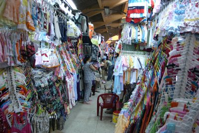 Inside Ben Thanh Market 2