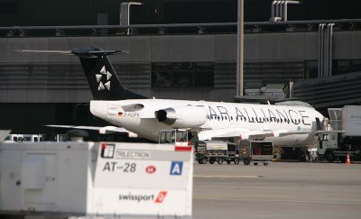 Click Air F-100 in Star Alliance livery