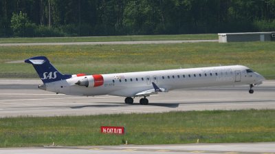 SK CRJ-900 departing ZRH RWY 10