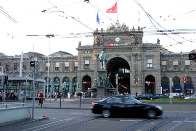 The main train station -- Zurich Hauptbahnhof