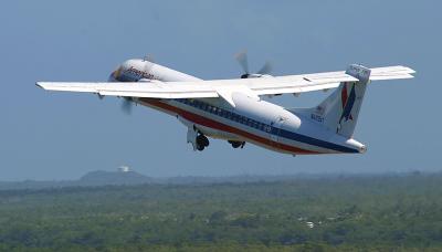 ATR-72 of American Eagle leaps off SJU RWY 28