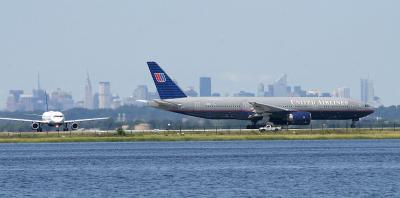UA 777 departs JFK, Aug. 2004