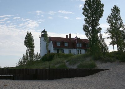 Drove to Frankfurt, where I saw my first lighthouse on the trip: beautiful Point Betsie (east side Lake Michigan)