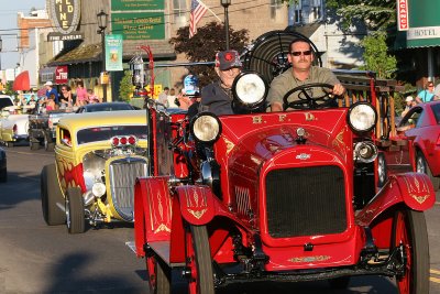 Cars and trucks had to be 1984 or older. They cruised St. Ignace all afternoon and part of the night.