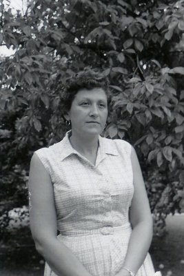 Harry moves to the Washington DC area in 1955 to start his practice. (Janet in 1958).